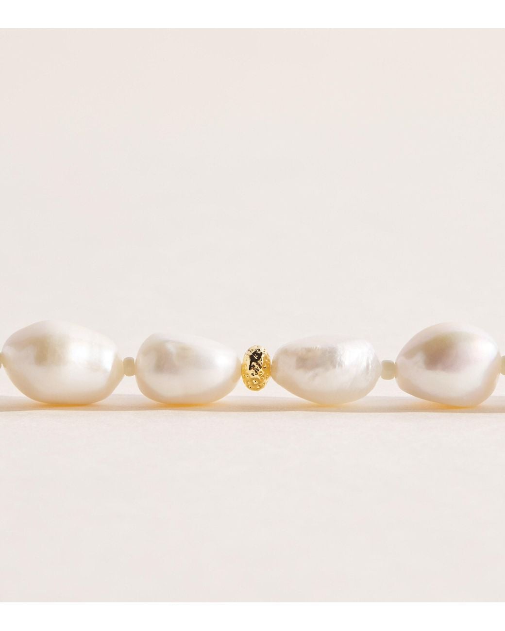 Anni Lu Natural Plated Big Stellar Pearly Bracelet