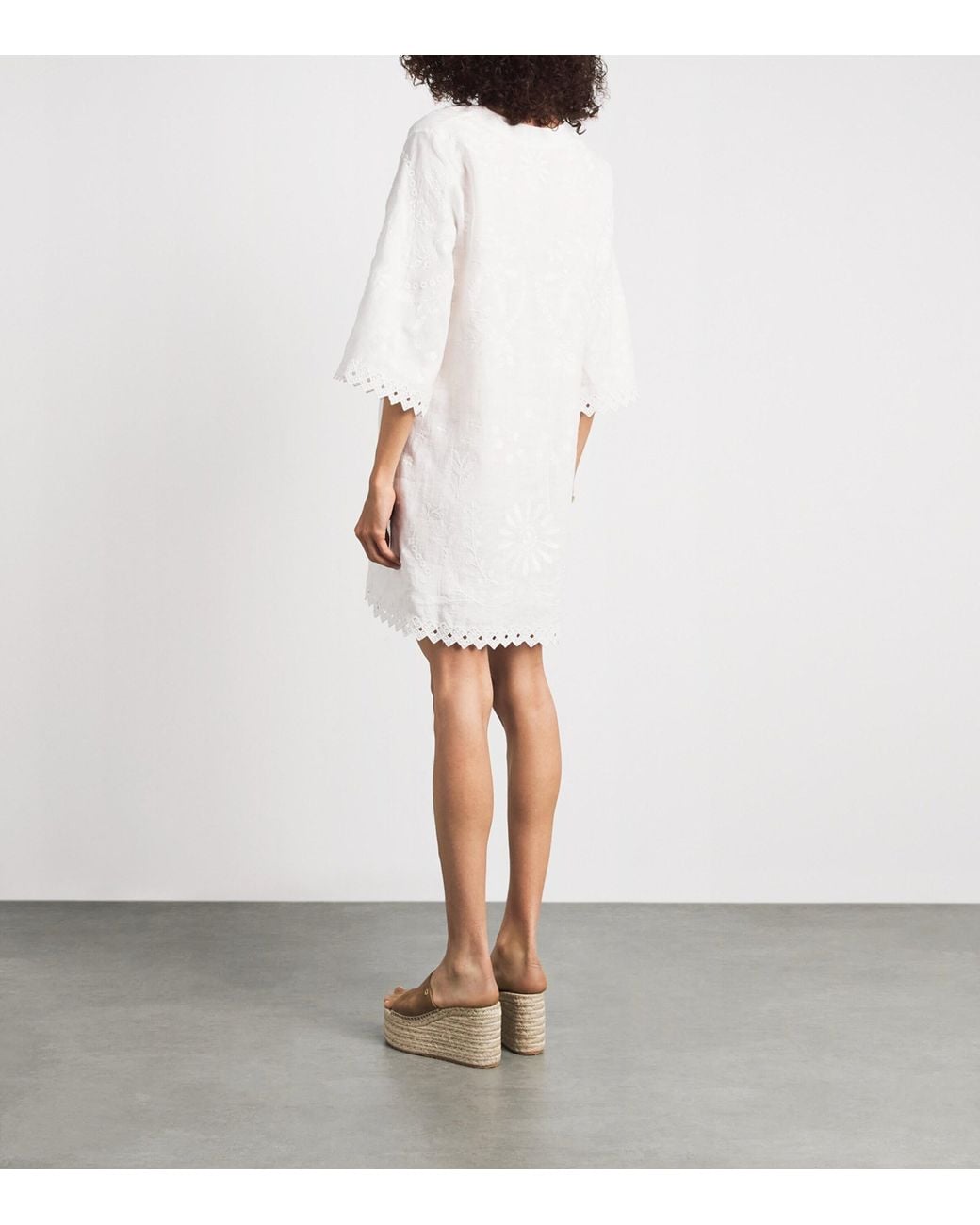 Eres White Linen Aigue-Marine Embroidered Kaftan