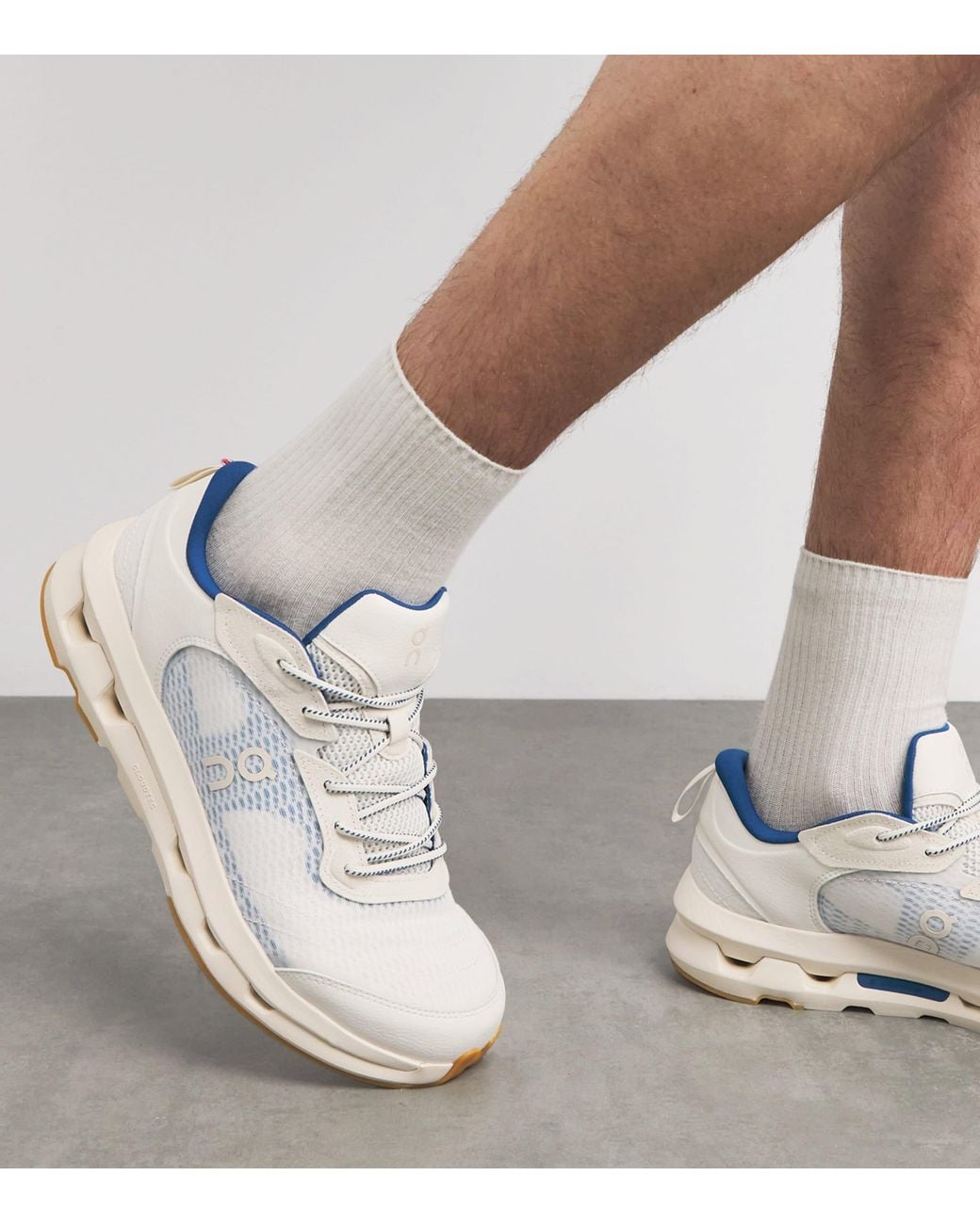 On Shoes White Cloudze Mo Trainers for men