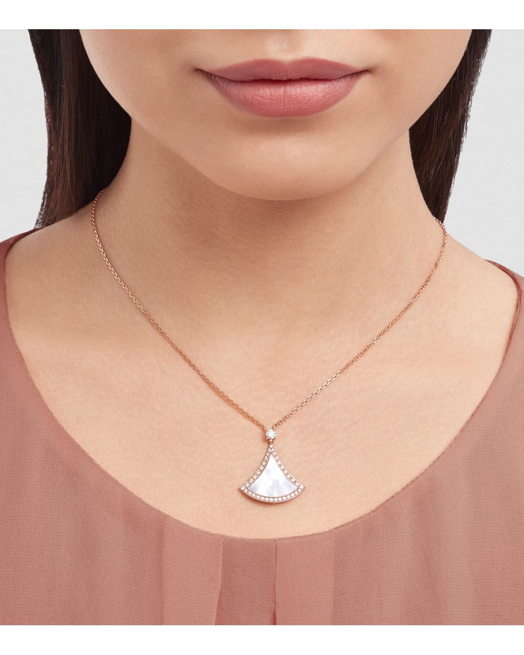 BVLGARI White Mother-Of-Pearl And Diamond Divas' Dream Necklace