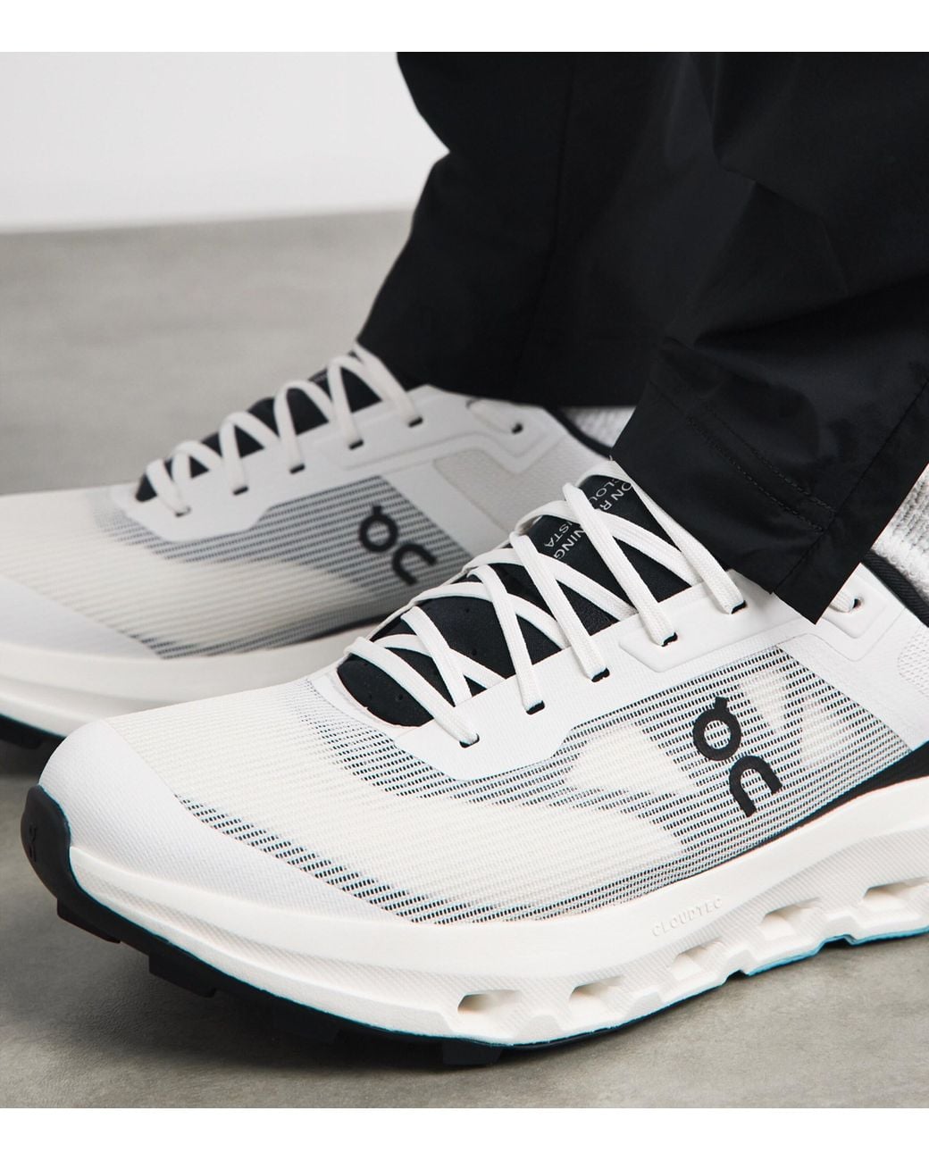 On Shoes White Cloudvista 3 Trainers for men