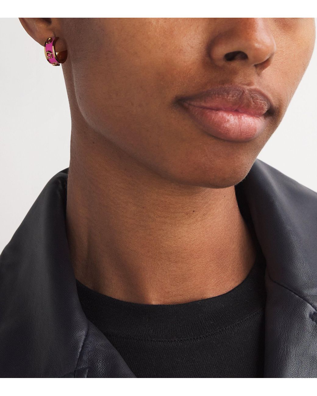 ★海外限定★【COACH】SIGNATURE ENAMEL HOOP EARRINGS ピアス COACH® | Signature Enamel Hoop Earrings
