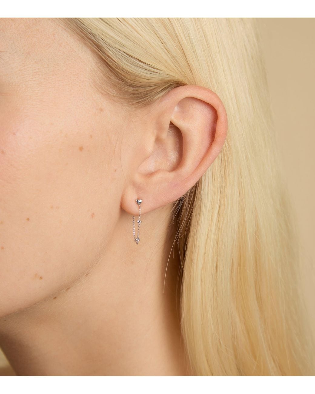 Astrid & Miyu White And Topaz Heart Chain Earrings
