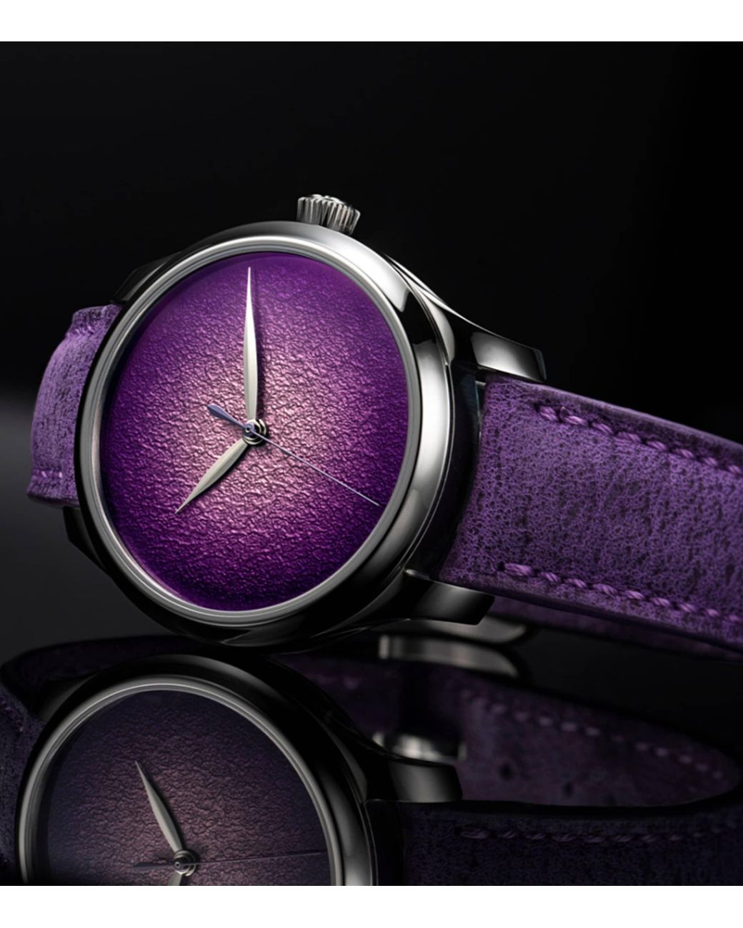 H. Moser & Cie Purple Stainless Steel Endeavour Centre Seconds Concept Watch