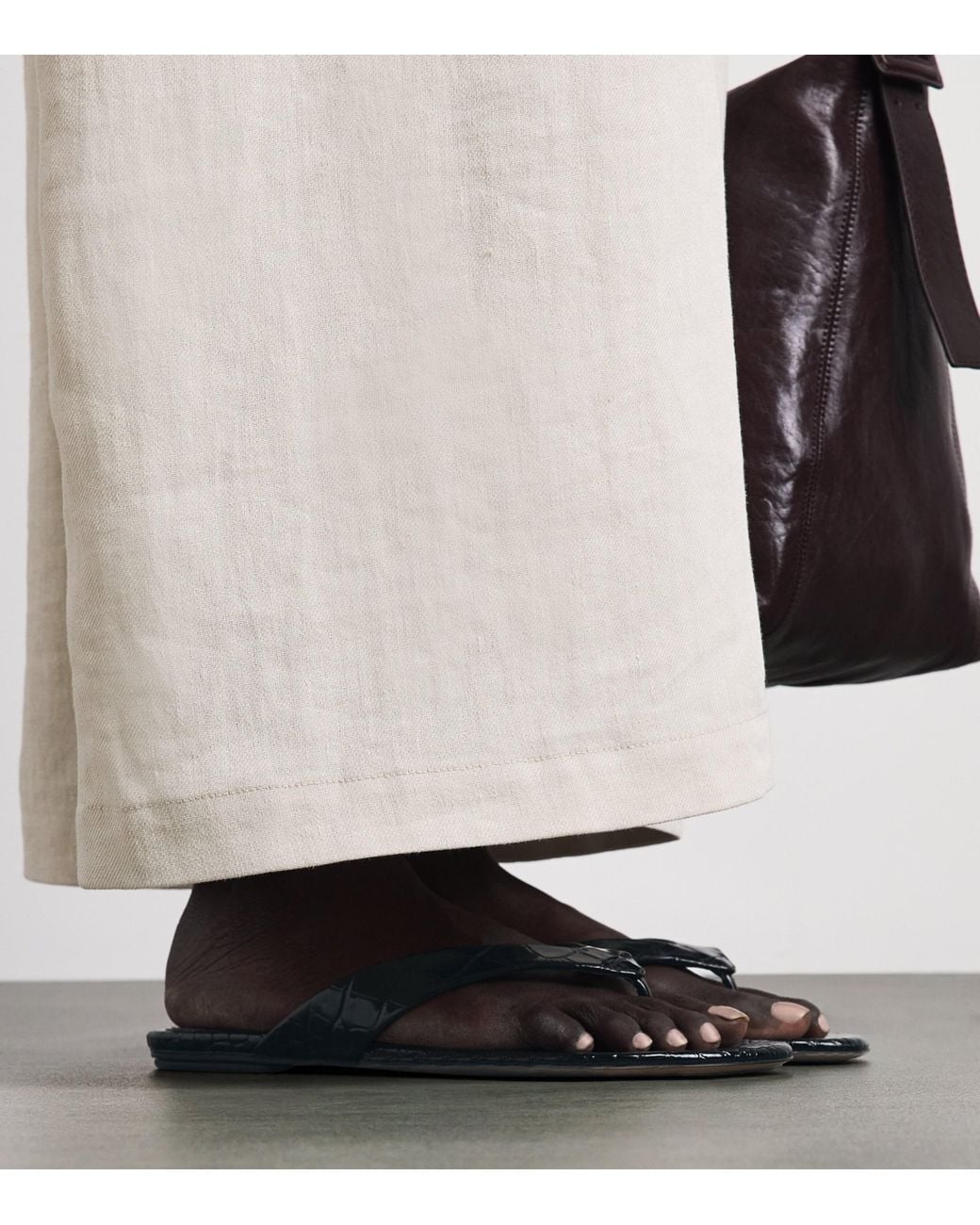 Le Monde Beryl Black Croc-Effect Leather Sandals