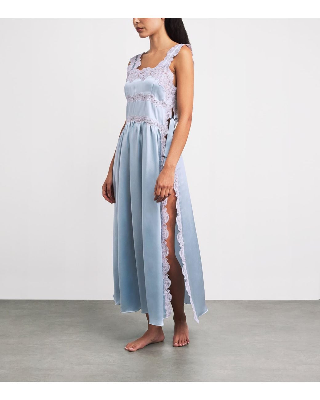 Loretta Caponi Blue Silk Lace-Detail Sabina Nightdress