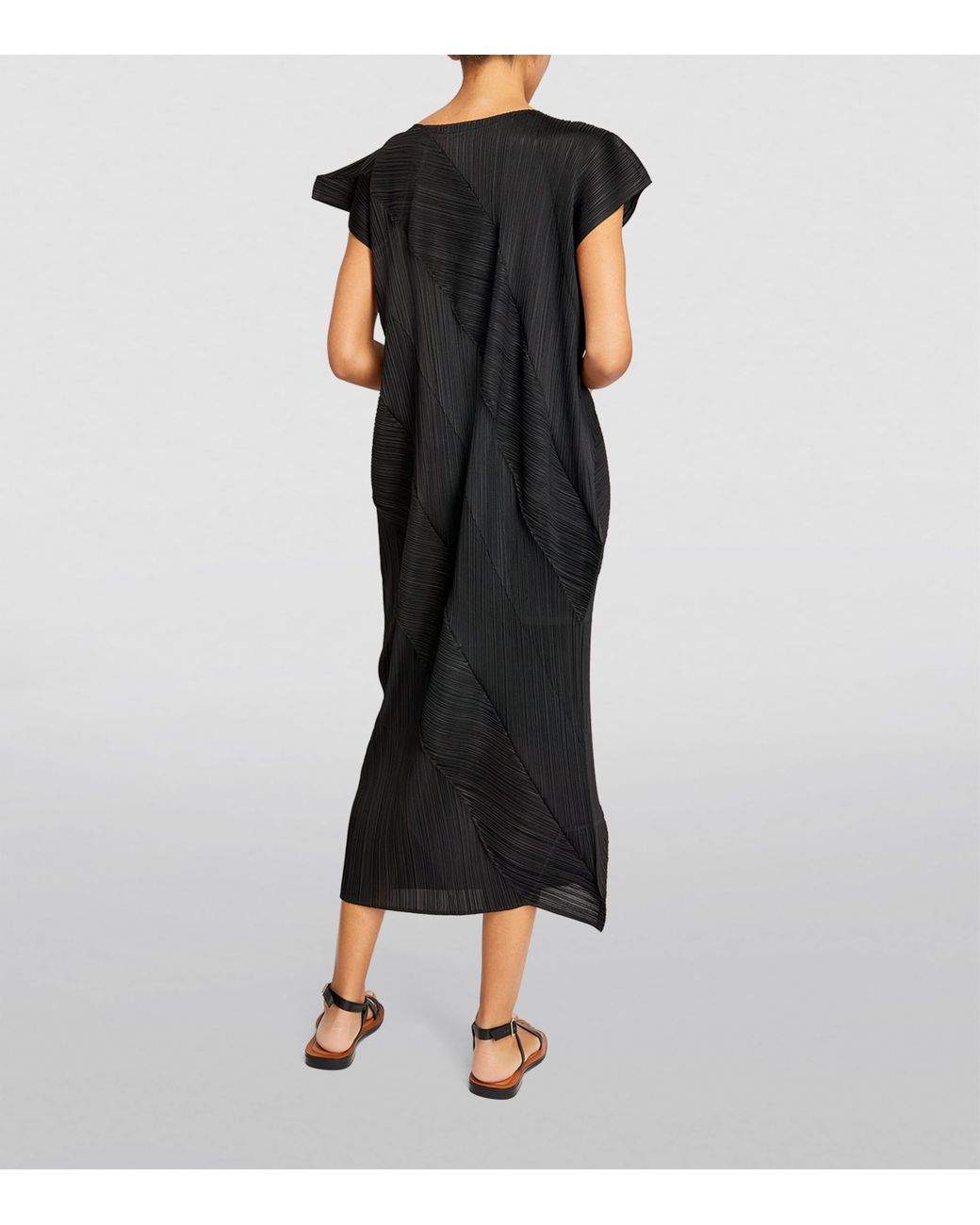 Pleats Please Issey Miyake Kombu Midi Dress in Black | Lyst