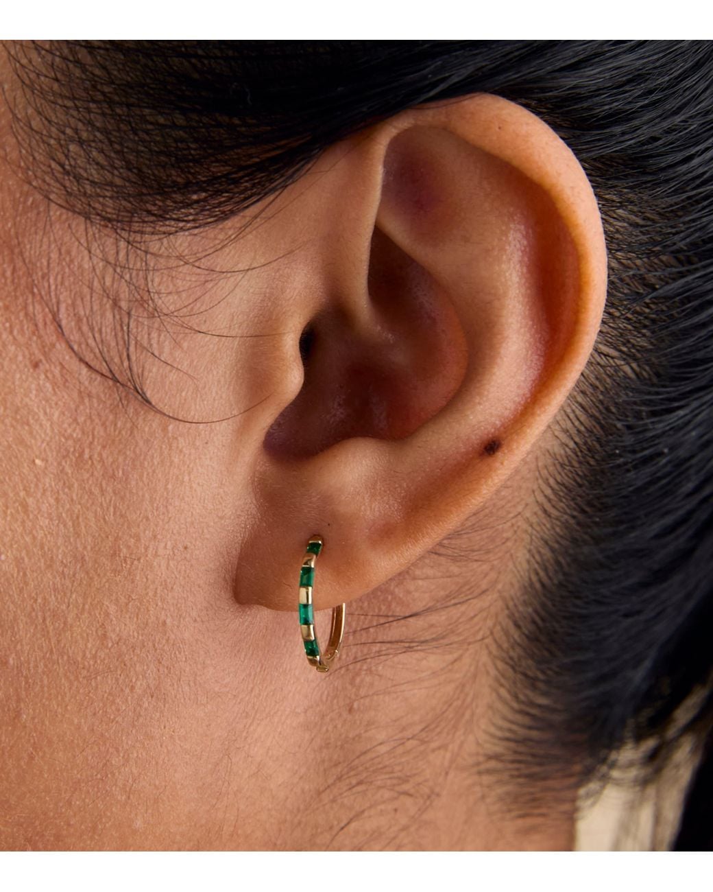 Astrid & Miyu Metallic And Emerald Baguette Hoop Earrings