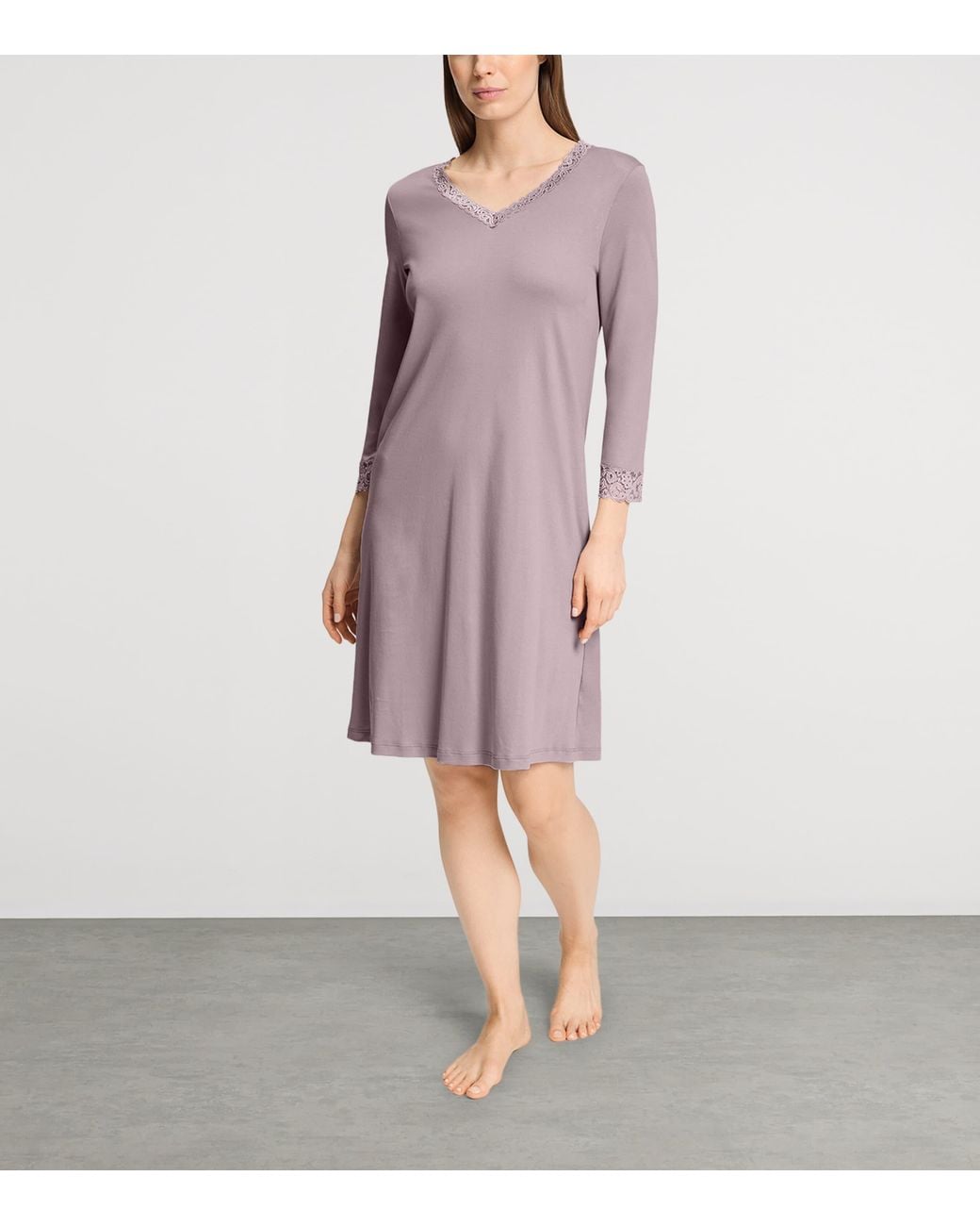 Hanro Purple Lace-Trim Moments Nightdress