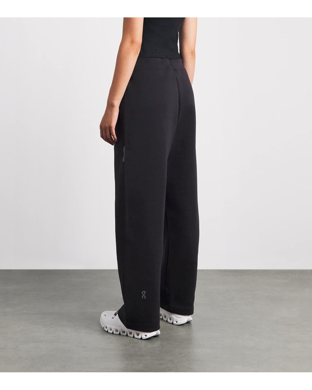 On Shoes Blue Focus Tech Sweatpants