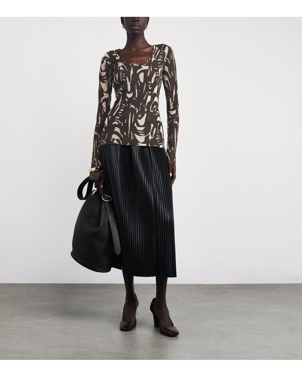 Joseph Black Cashmere Villa Long-Sleeve T-Shirt