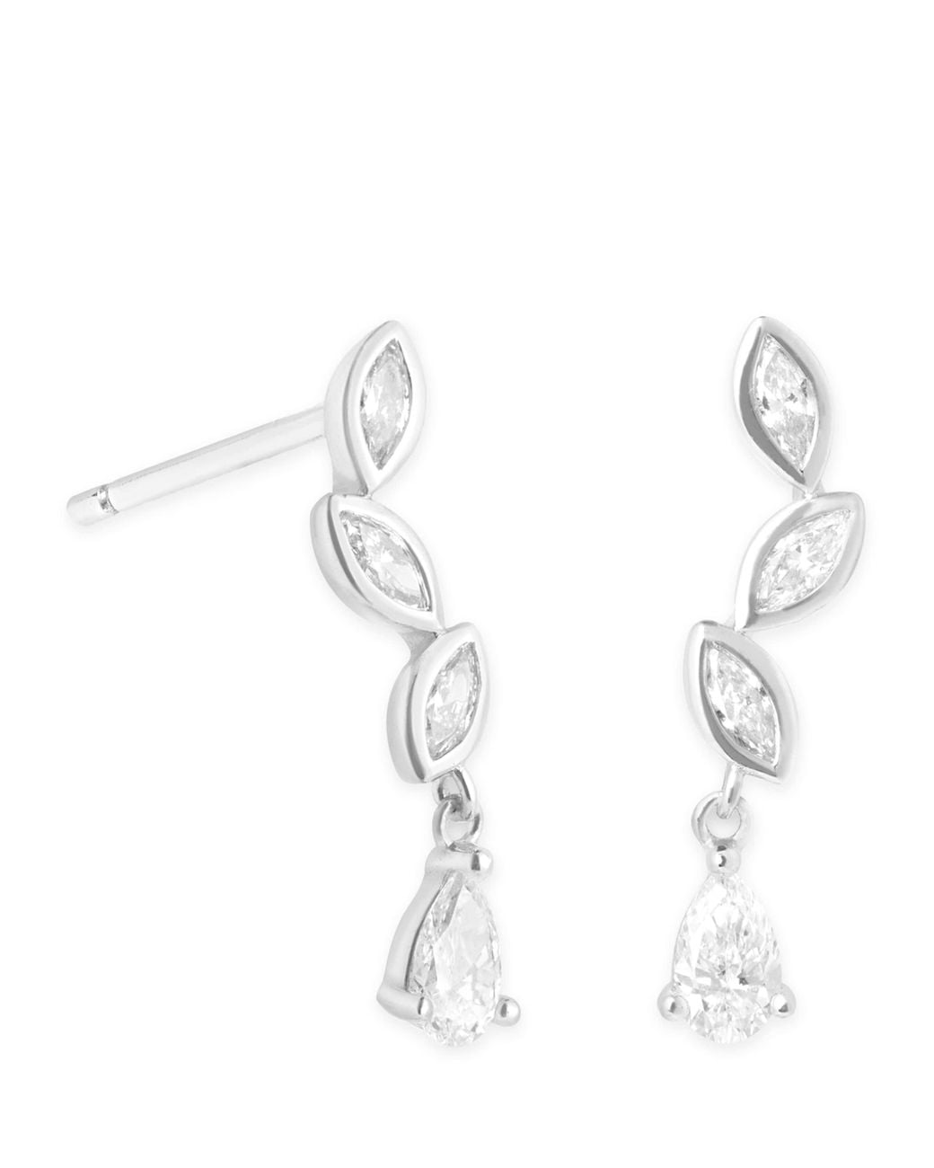 Astrid & Miyu White And Diamond Earrings