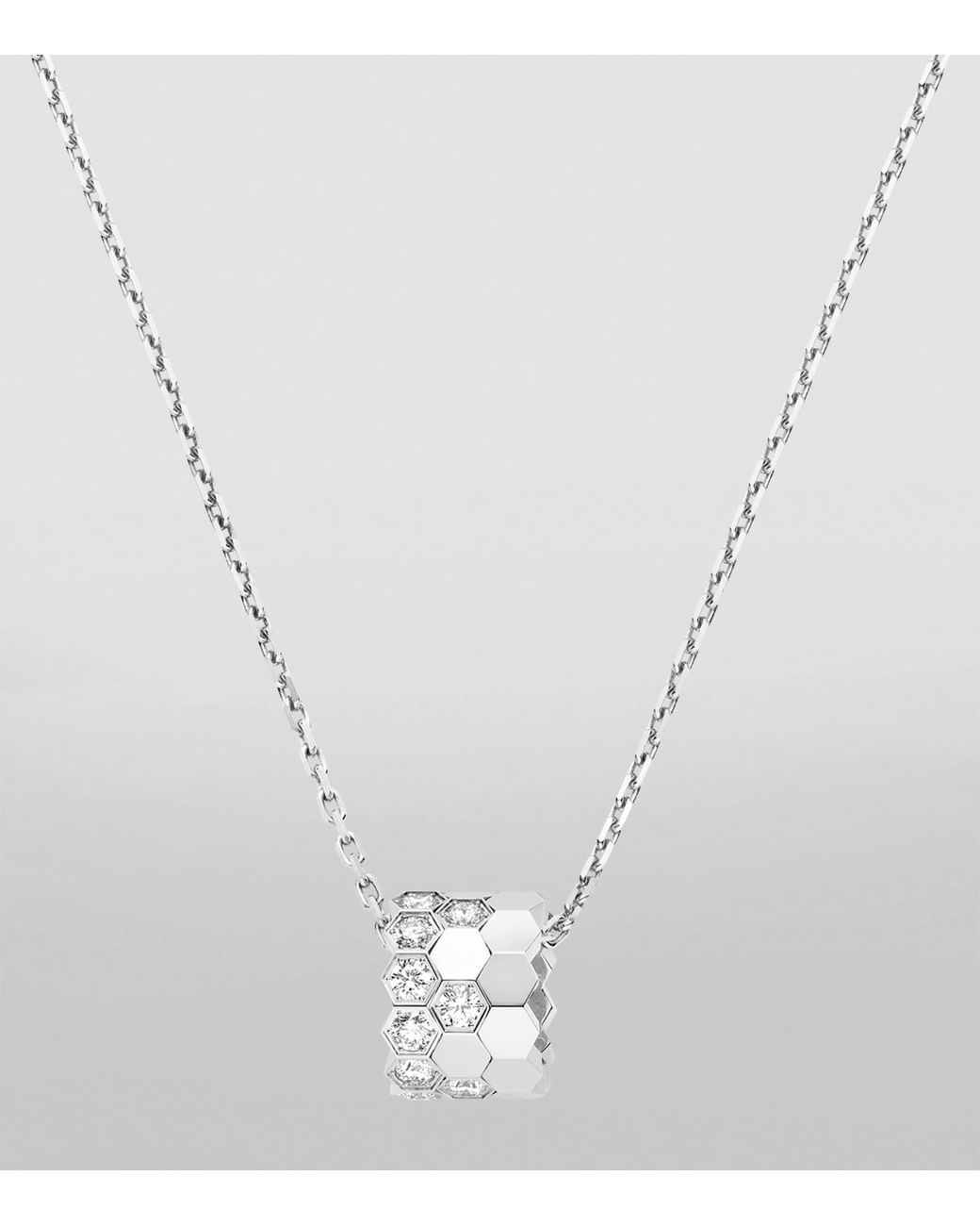 Chaumet White Medium And Diamond Bee De Necklace