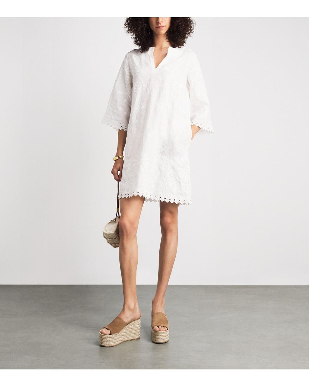Eres White Linen Aigue-Marine Embroidered Kaftan