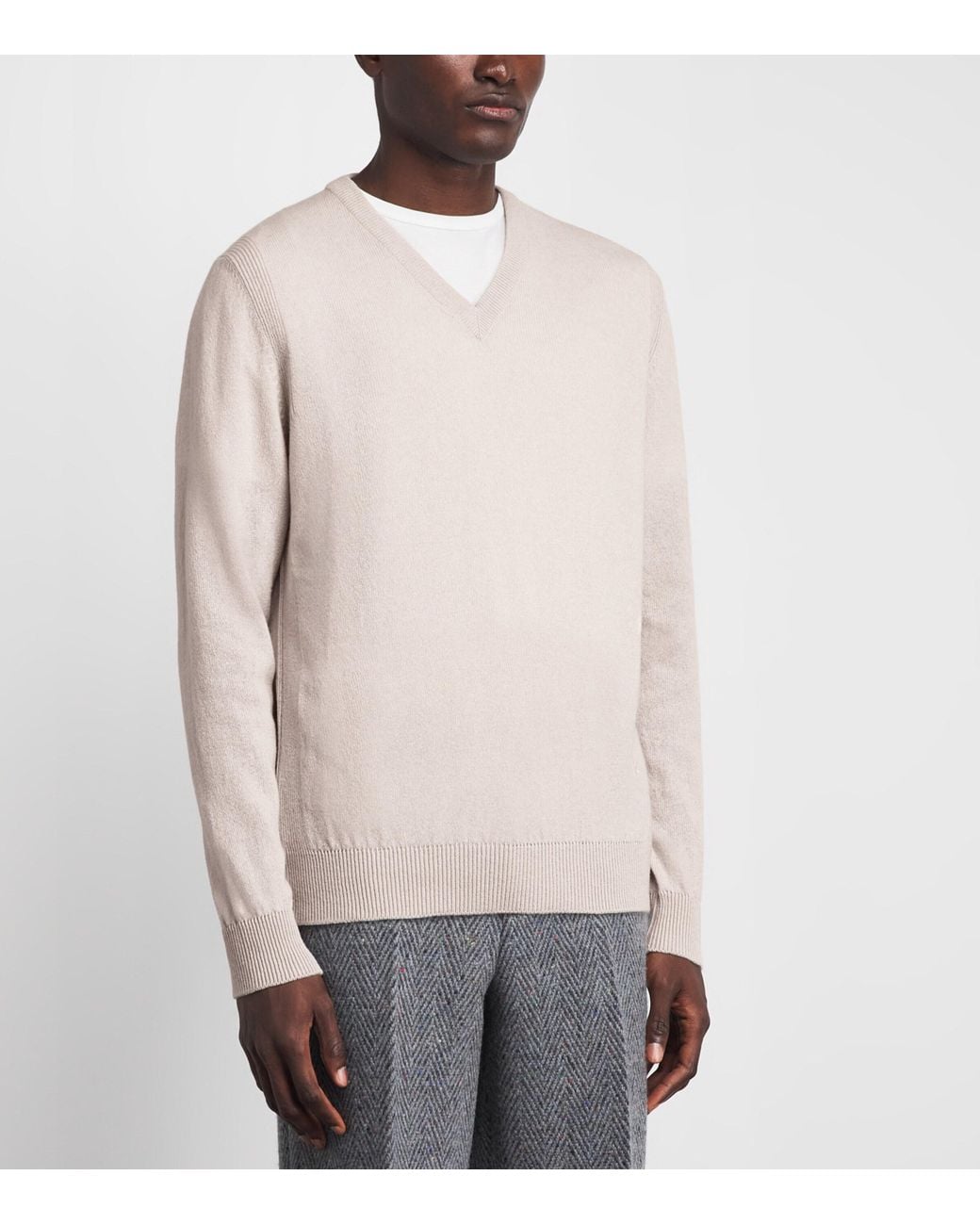 Isaia White Cashmere V-Neck Sweater for men