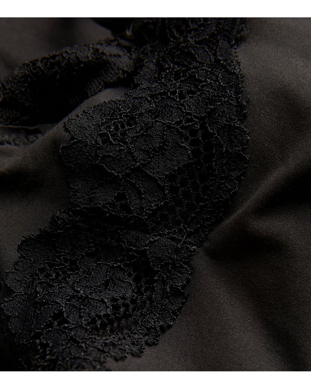 Skims Black Fits Everybody Lace-Trim Bodysuit