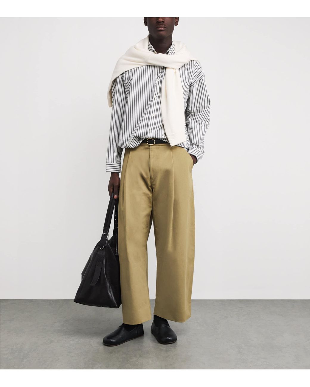 Studio Nicholson Natural Cotton Pleated Sorte Trousers for men