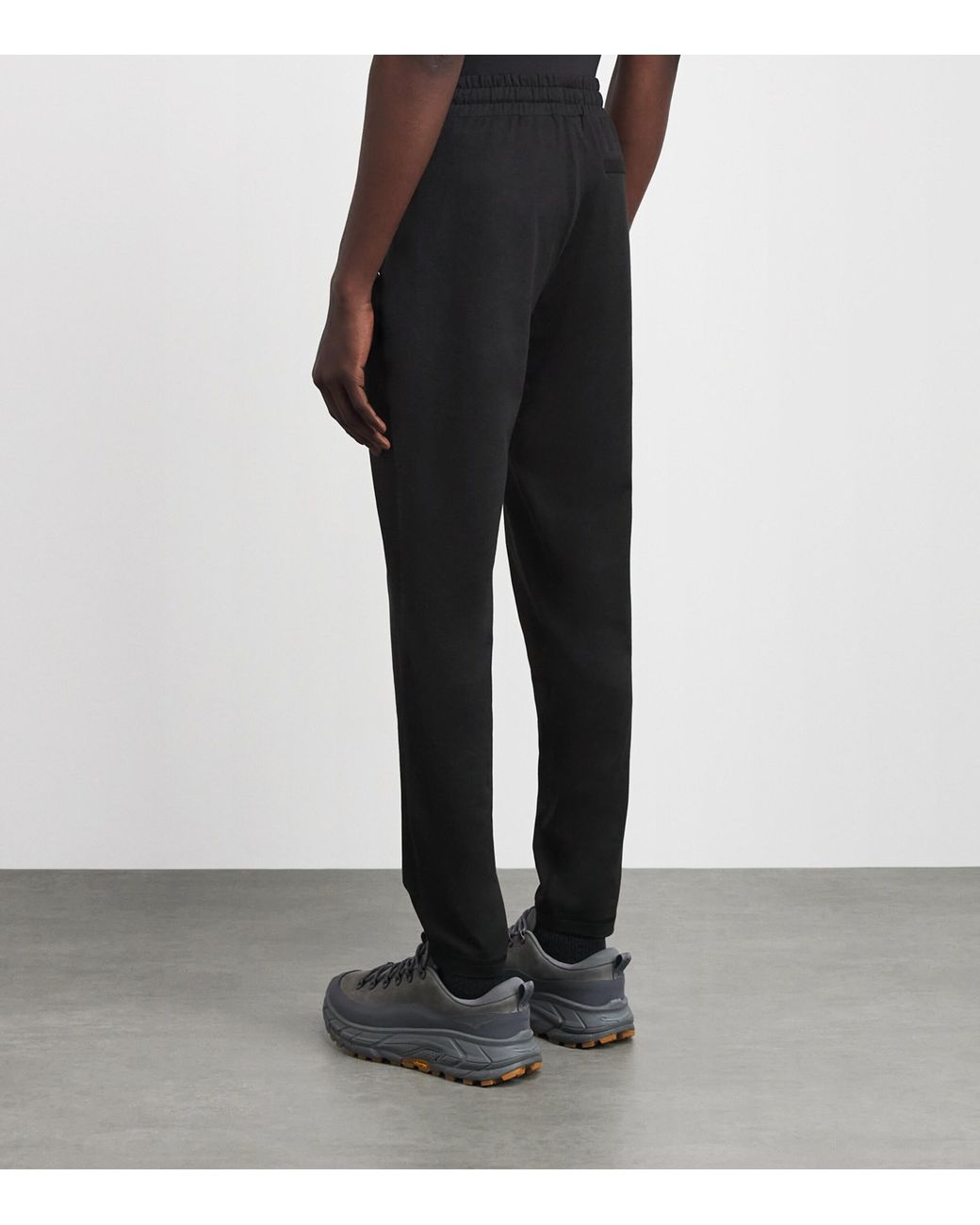 vuori Black Ponto Performance Sweatpants for men