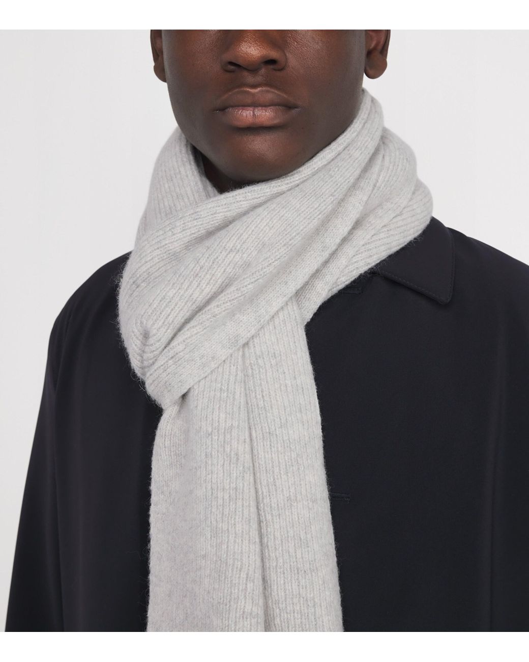 Le Bonnet White Lambswool Classic Scarf for men
