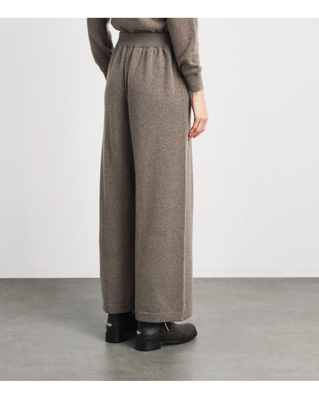 Johnstons Gray Cashmere-Blend Coll Knitted Trousers