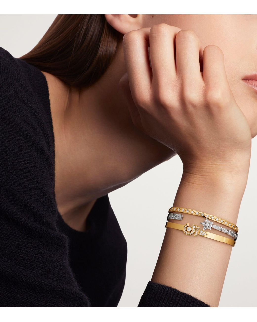 Chanel Natural And Diamond Coco Crush Bangle