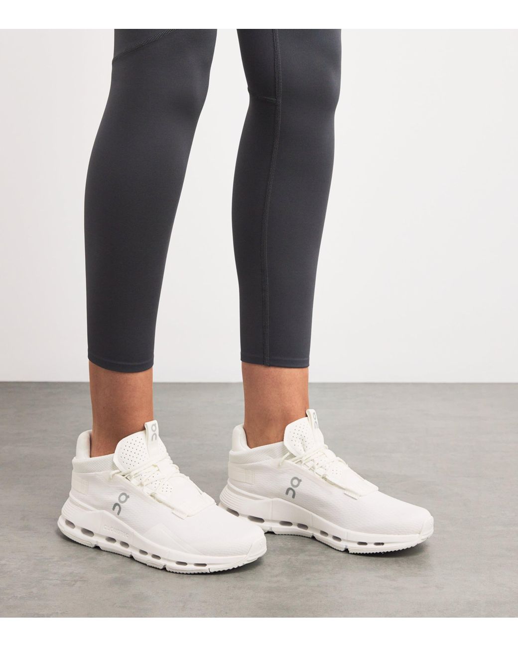 On Shoes White Cloudnova 2 Trainers