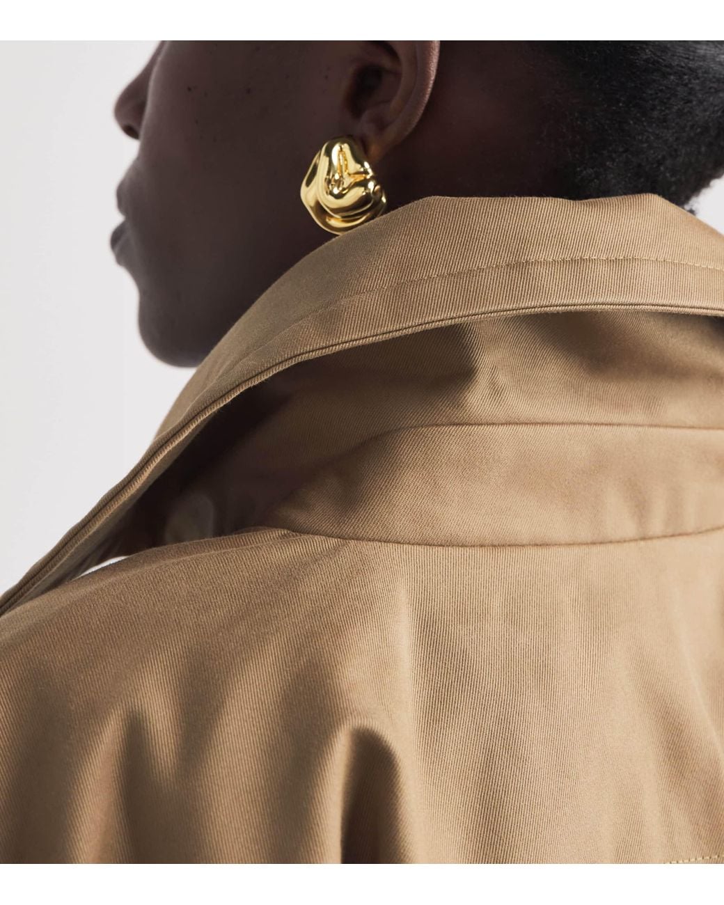 Palmer//Harding Natural Honesty Opens Short Trench Coat