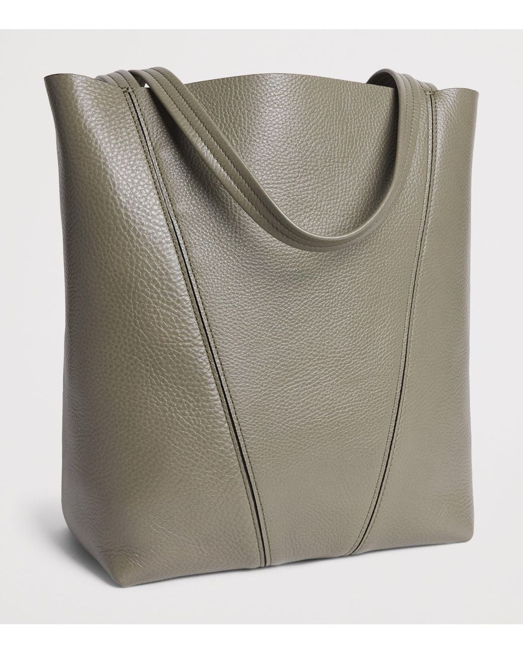 Chloé Gray Medium Leather Spin Tote Bag