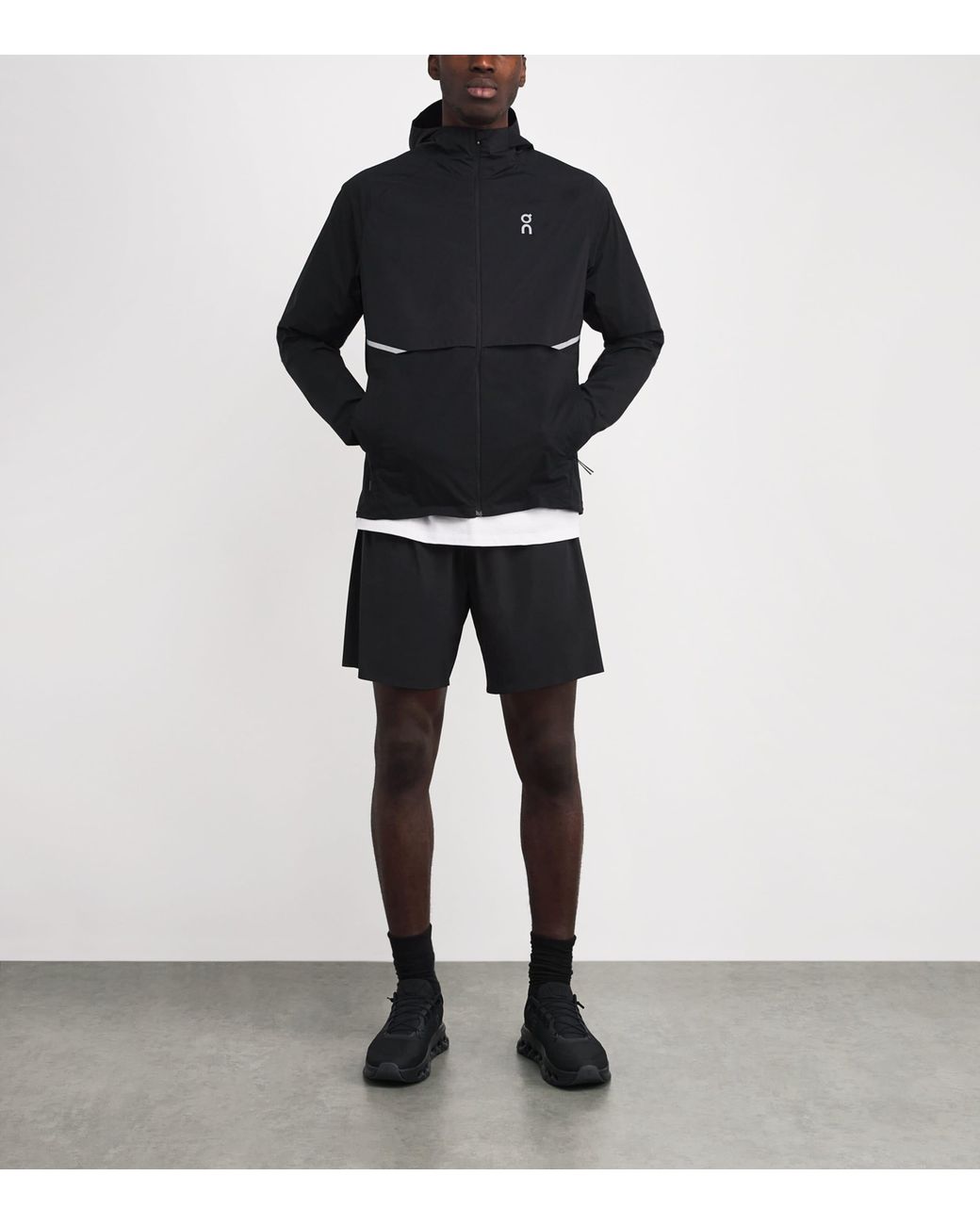 On Shoes Black 7" Performance Shorts for men