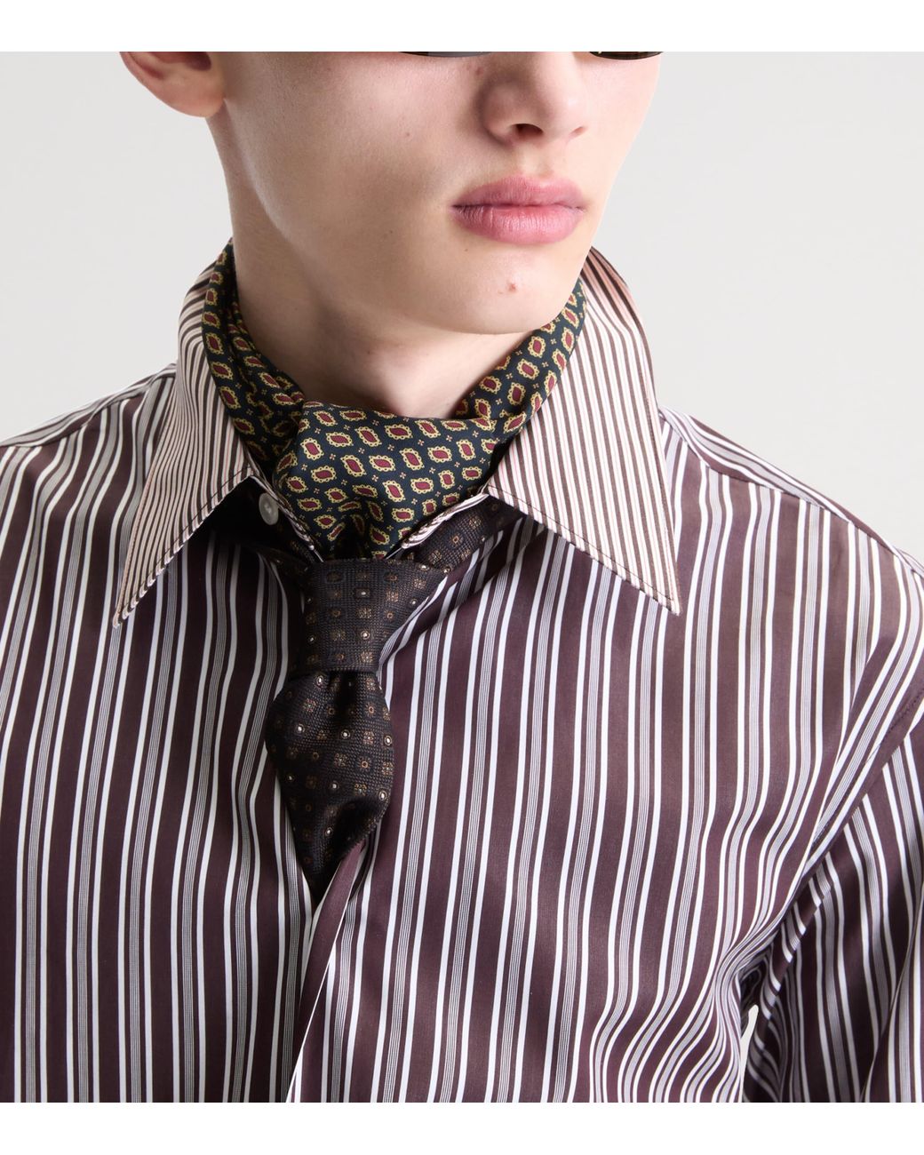 Saint Laurent White Silk Paisley Motif Tie for men