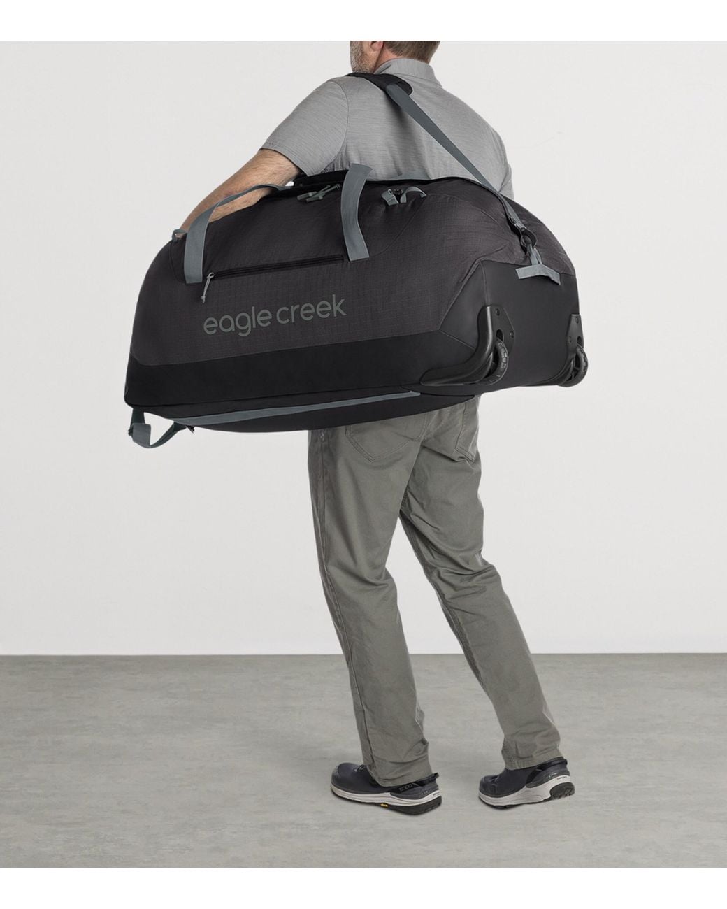 Eagle Creek Black 130L No Matter What Wheeled Duffle Bag for men