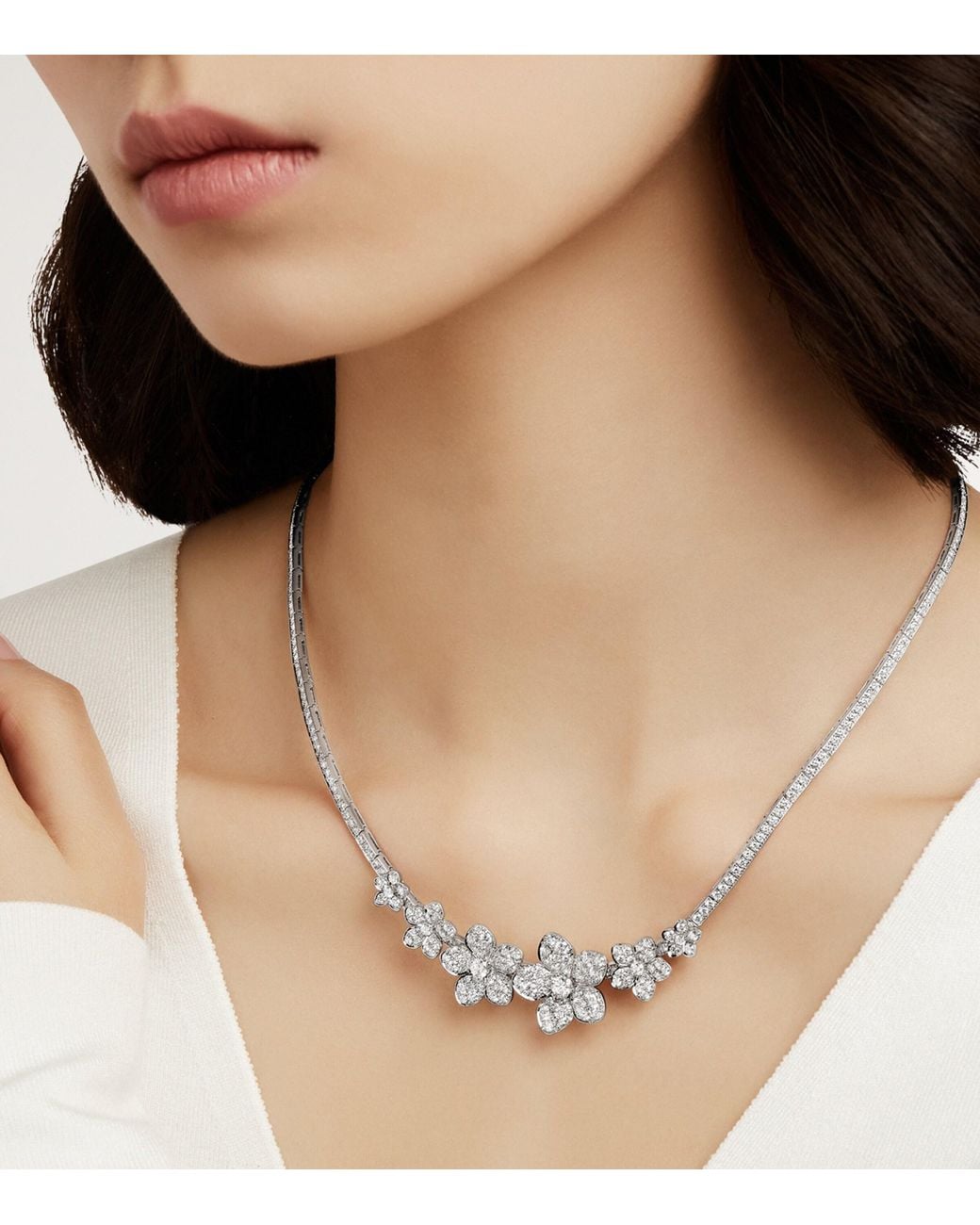 Graff Metallic And Diamond Wild Flower Necklace