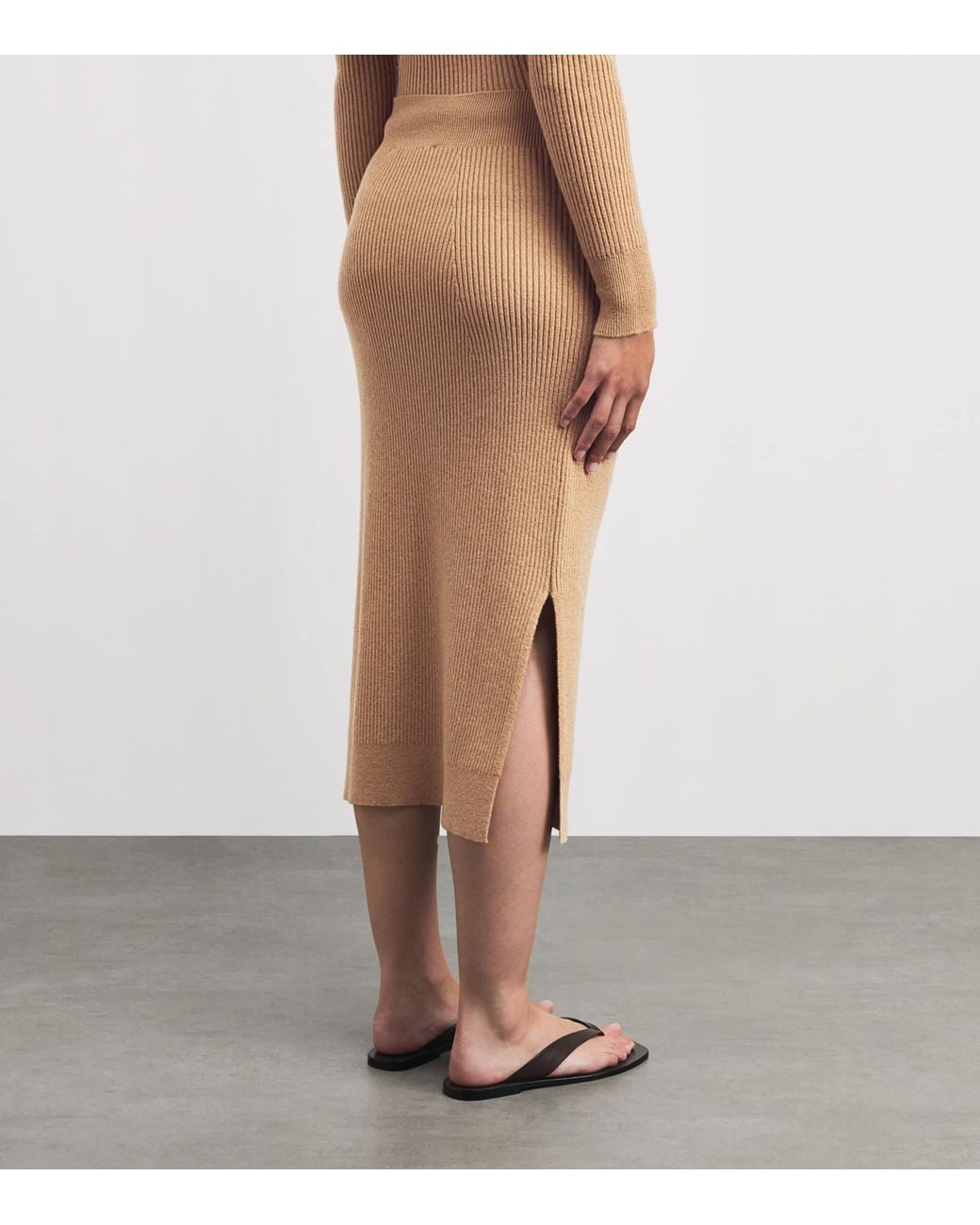 Johnstons Natural Cashmere Ribbed Midi Skirt