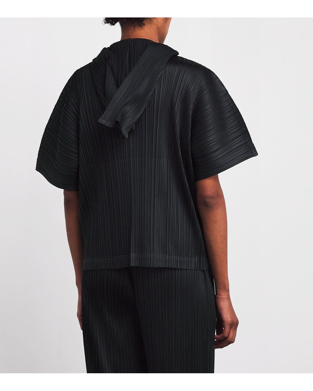Pleats Please Issey Miyake Monthly Colors August Top in Black | Lyst