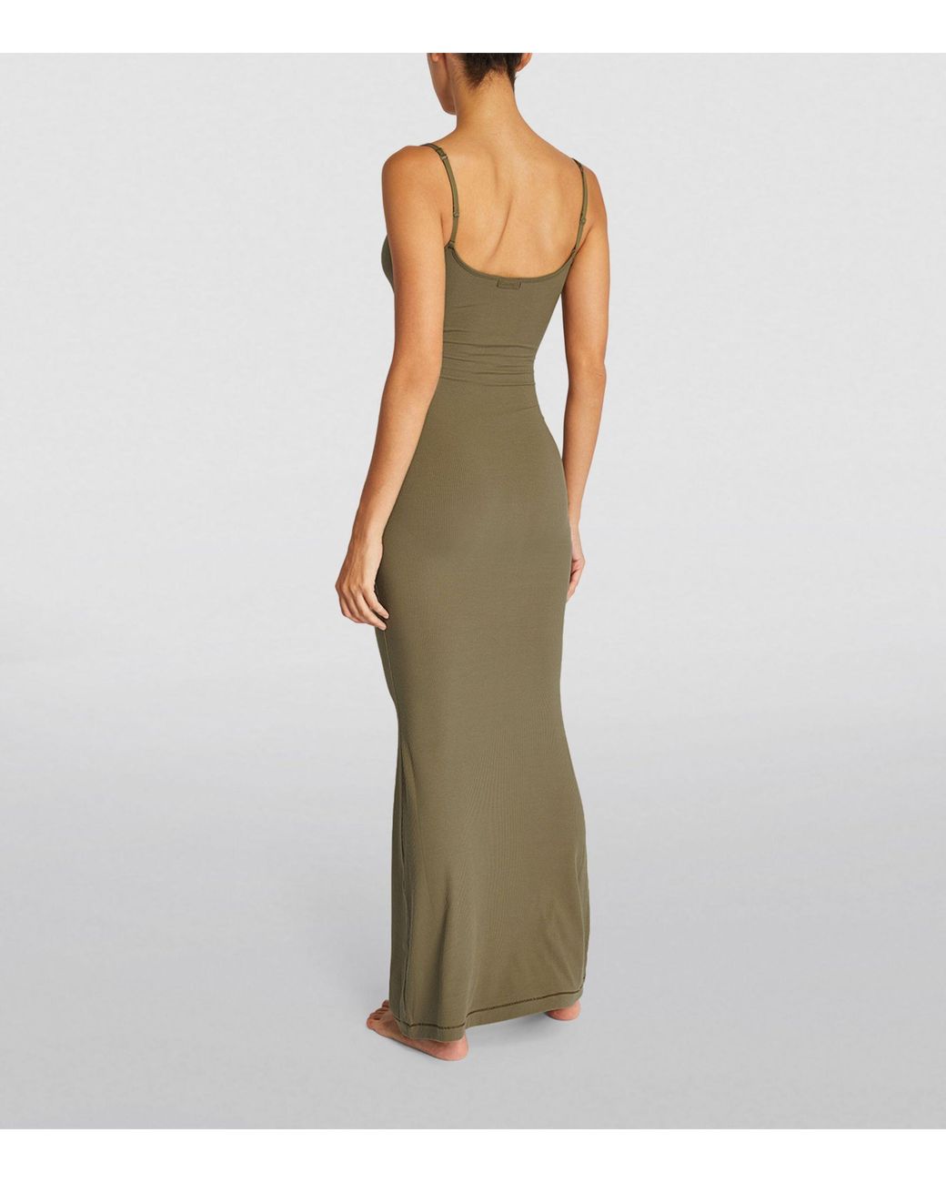 【関税込み】SKIMS カーキ Soft Lounge ロング スリップドレス Khaki Soft Lounge Long Slip Dress by SKIMS on Sale