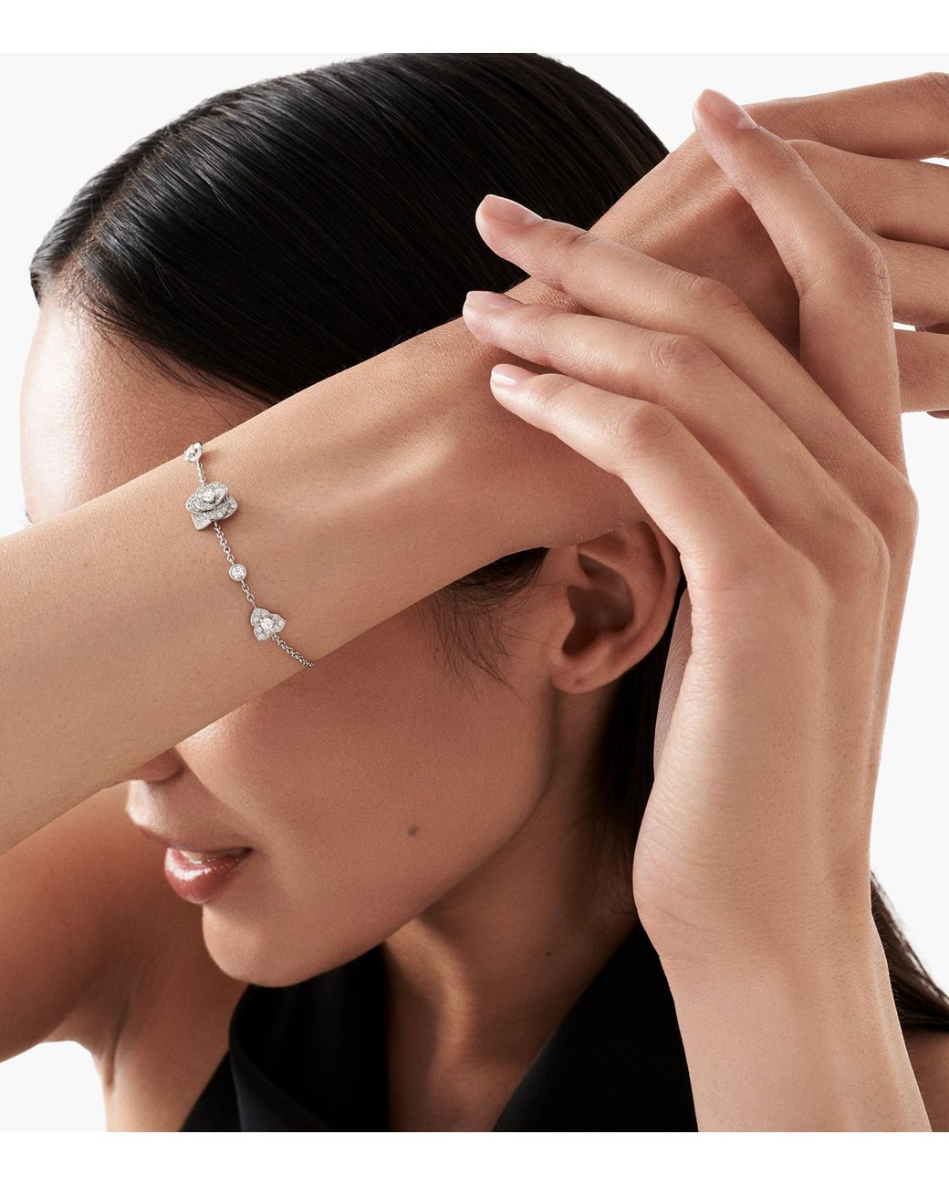 Piaget White And Diamond Rose Bracelet