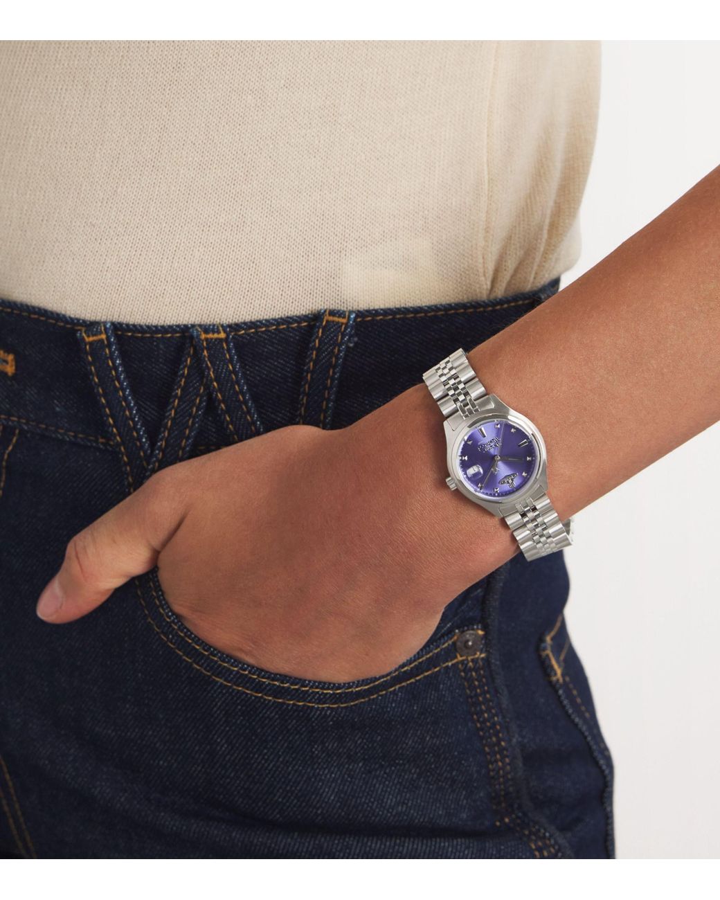 【Vivienne Westwood】Little Camberwell メタルバンド Vivienne Westwood Little Camberwell 29mm | Silver | FARFETCH