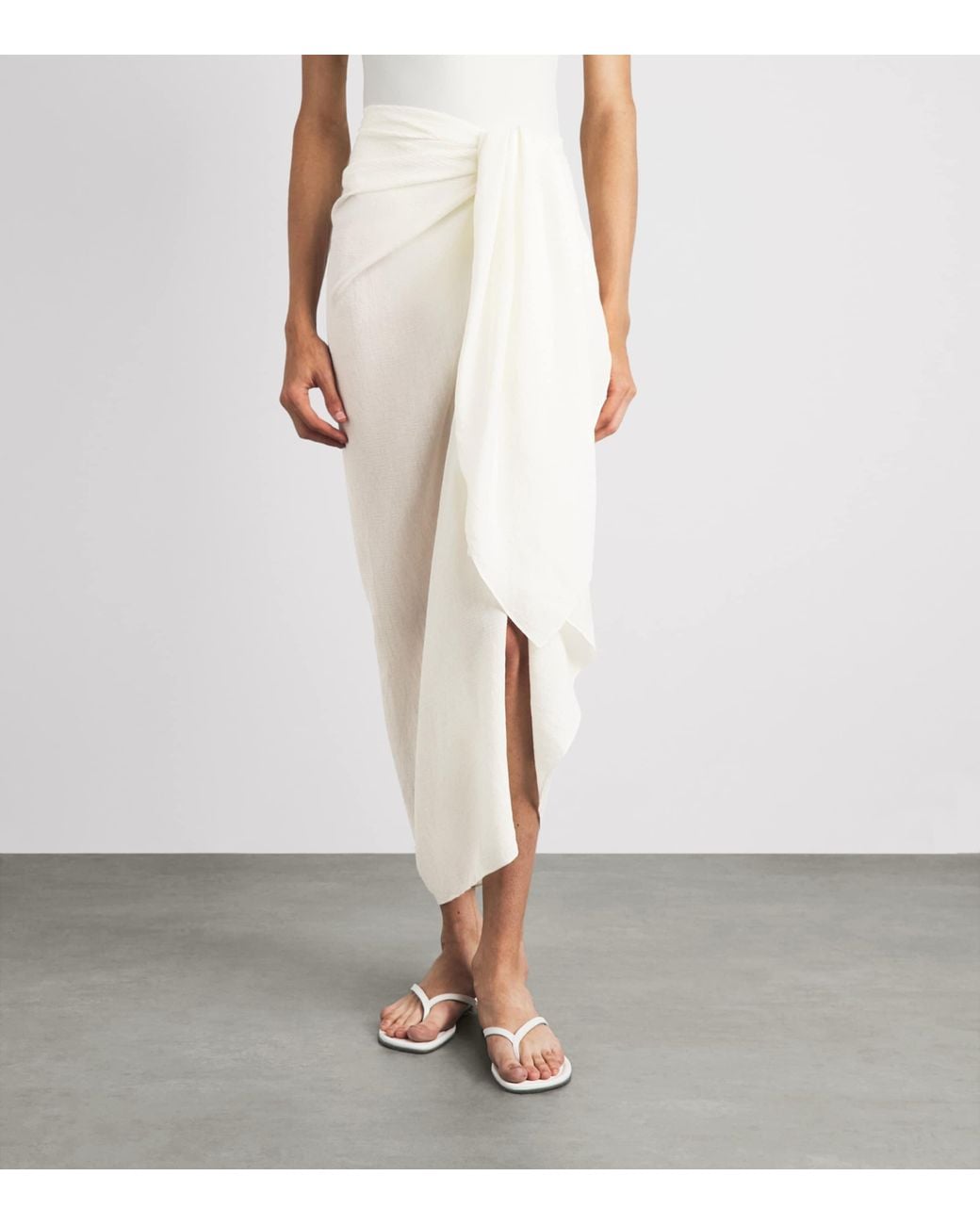 Away That Day White Paros Sarong