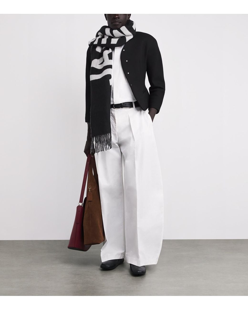 Jacquemus Black Virgin Wool Logo Scarf for men