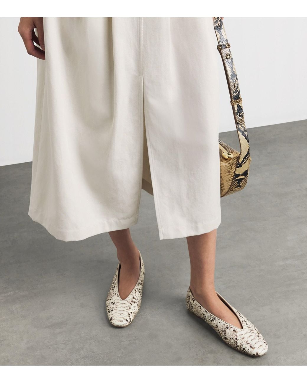 Joseph White Cotton-Linen Kharis Midi Skirt