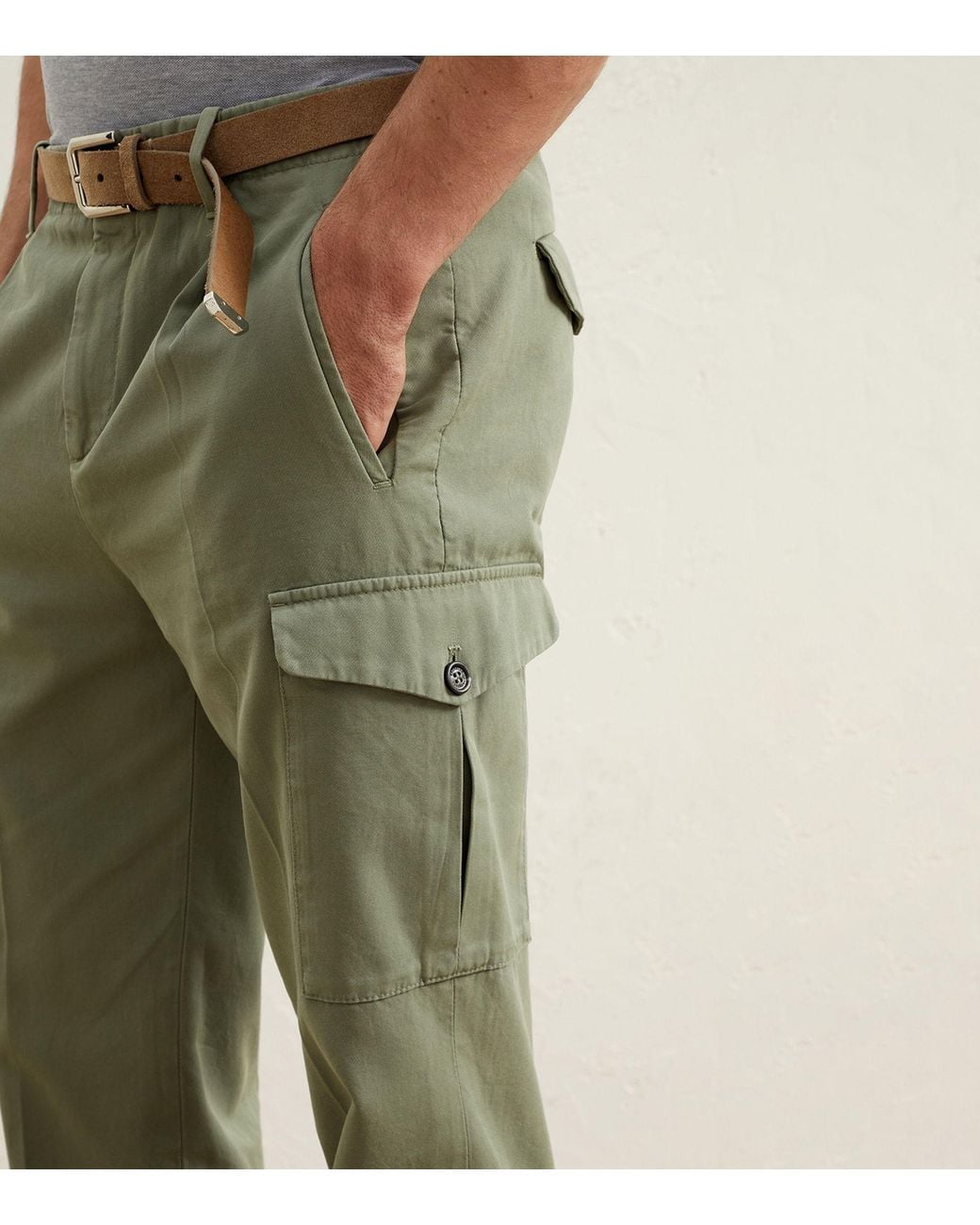 Brunello Cucinelli Cotton Gabardine Cargo Trousers in Green for