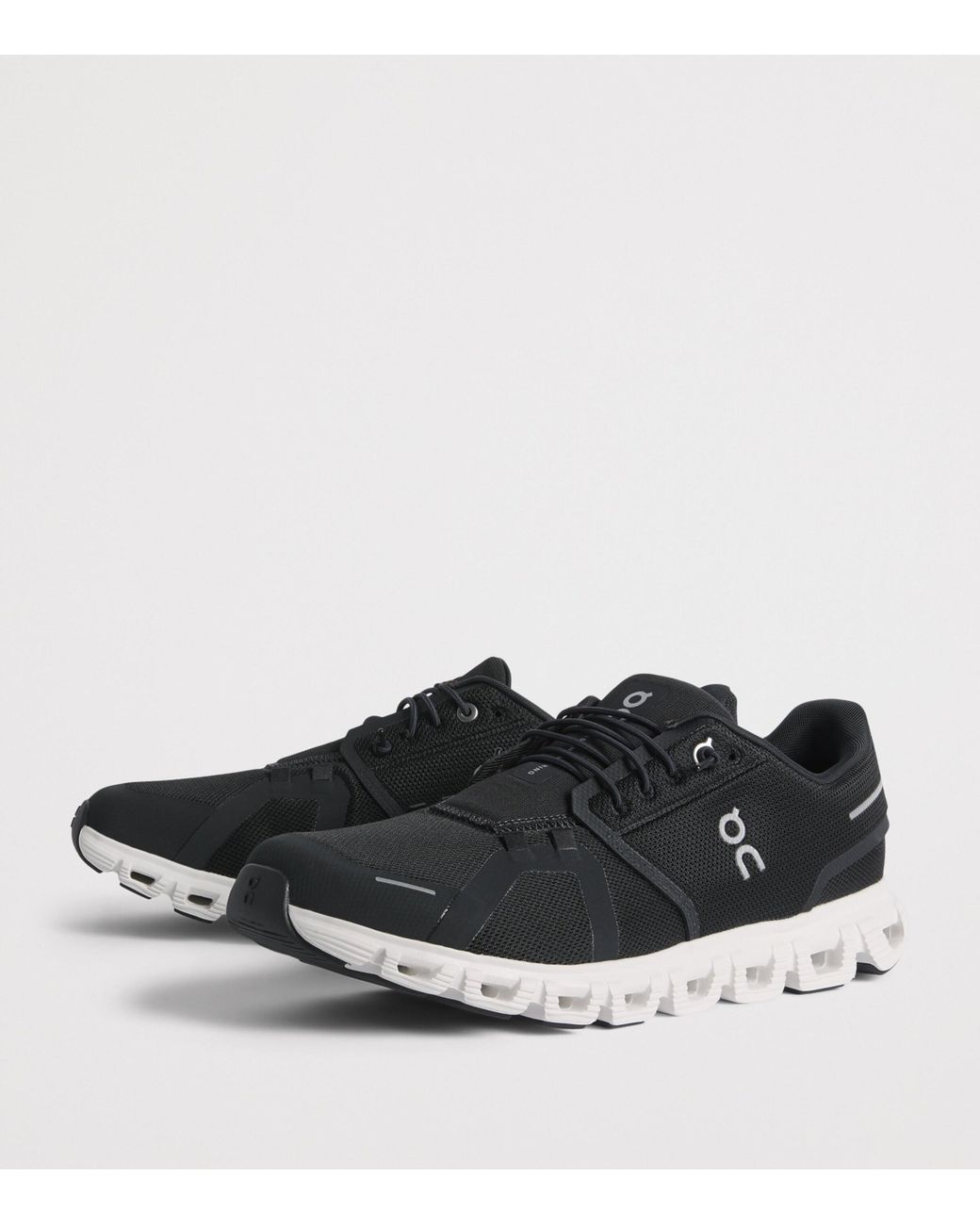 On Shoes Black Cloud 6 Trainers for men
