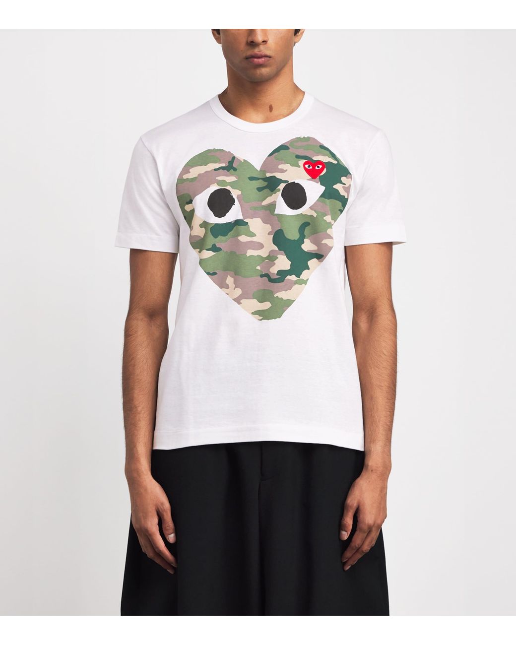 COMME DES GARÇONS PLAY Green Camouflage Large Heart Logo T-Shirt for men