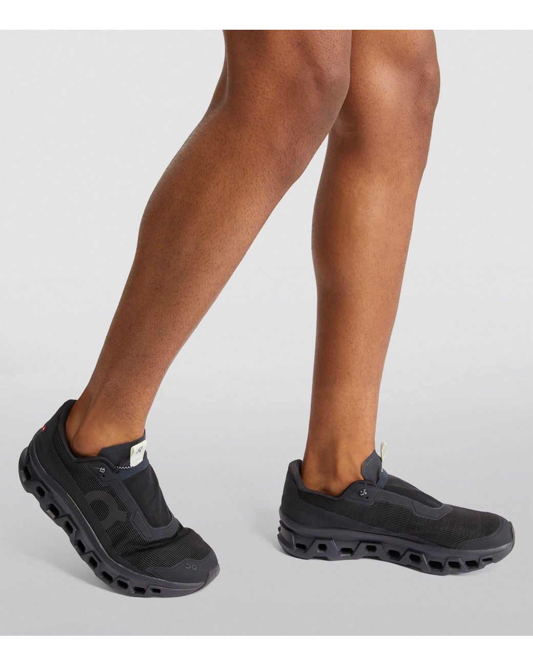 On cloudmonster sensa