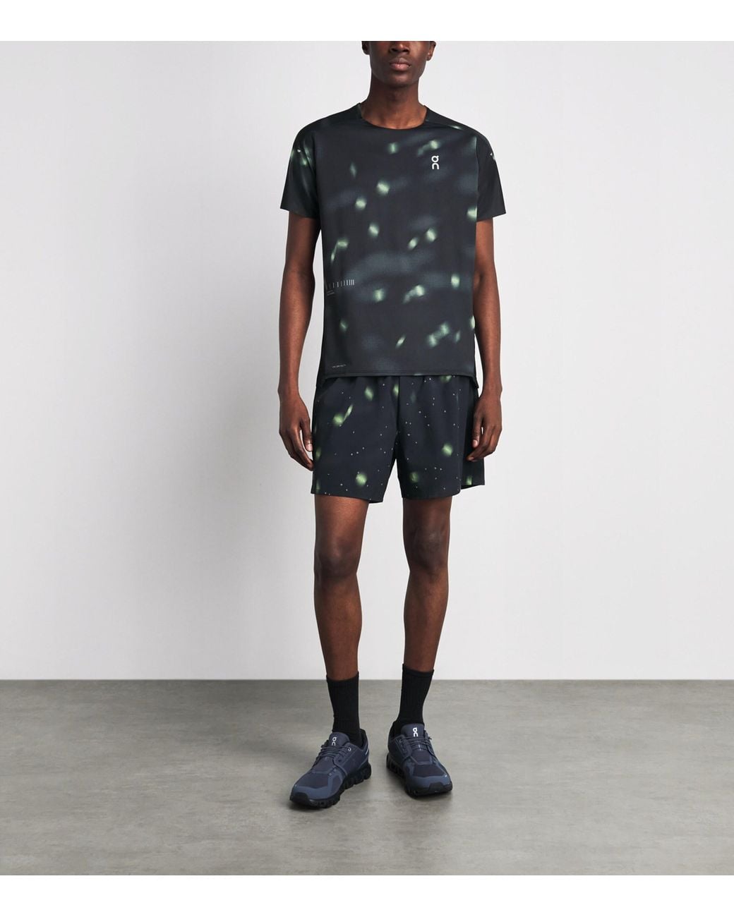 On Shoes Black Reflective Lumos Performance T-Shirt for men