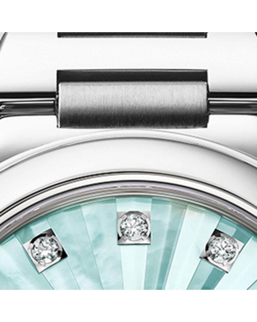 BVLGARI Metallic Stainless Steel And Diamond Lvcea Watch