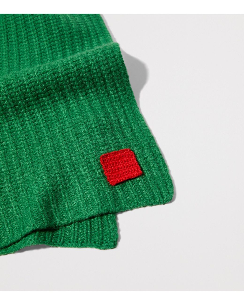MAX&Co. Green Virgin Wool Knitted Scarf