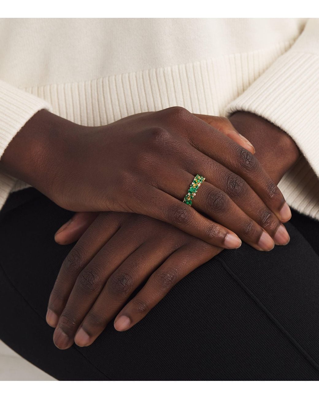 Suzanne Kalan Green Diamond And Emerald La Fantaisie Eternity Ring