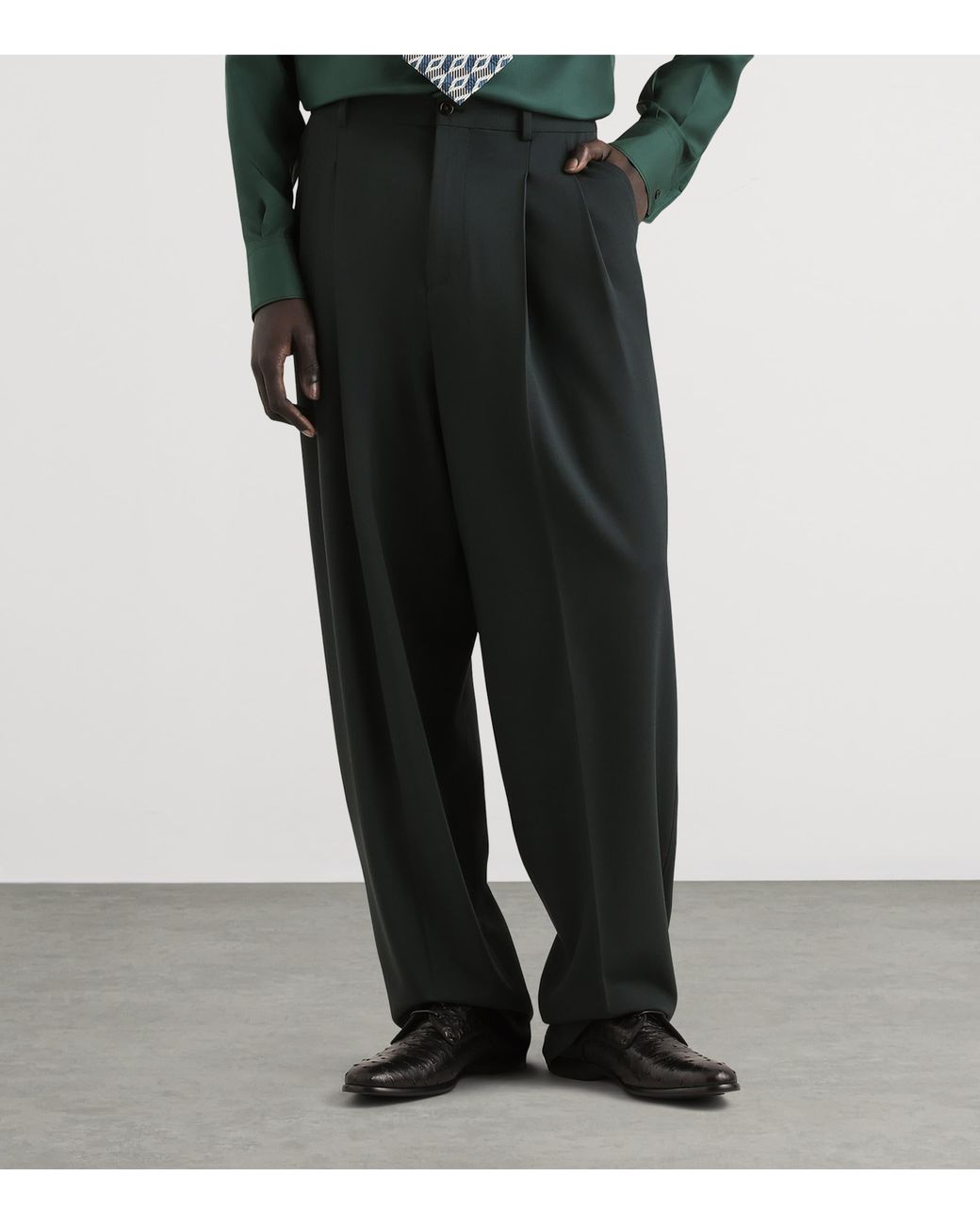 Dolce & Gabbana Black Virgin Wool Straight Trousers for men