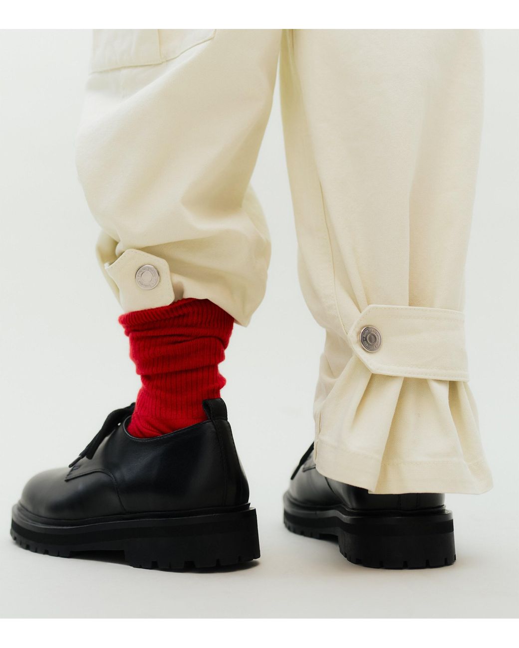 AMI Natural Cotton Baggy Cargo Trousers